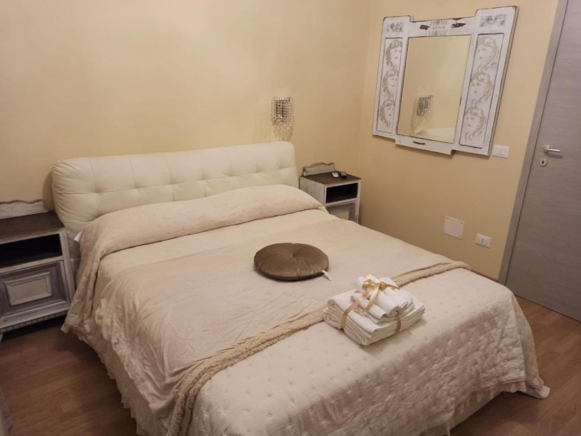Angy'S Rooms Sanremo Bagian luar foto