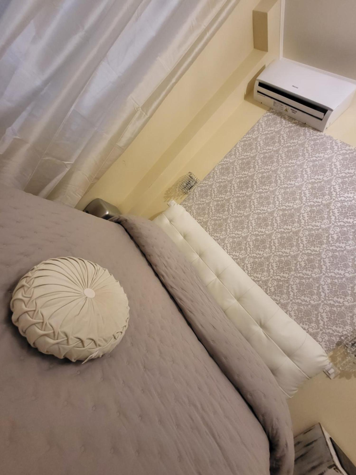 Angy'S Rooms Sanremo Bagian luar foto